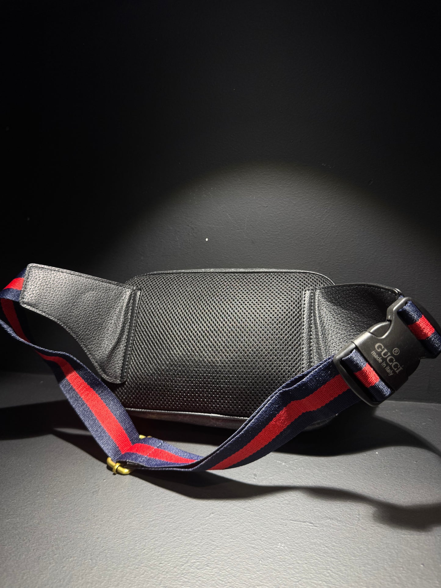 Gucci Mesenger Bag Black x Gold / Τσαντάκι Μέσης Μαύρο x Χρυσό