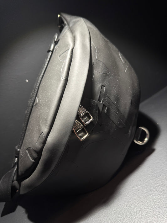 Louis Vuitton Leather Messenger Bag Black / Τσαντάκι Μέσης Μαύρο