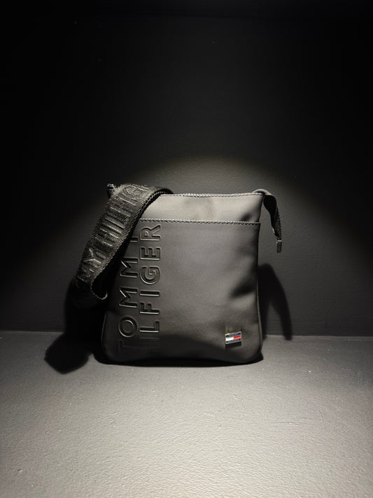 Tommy Hilfiger Bag Black / Τσαντάκι Μαύρο