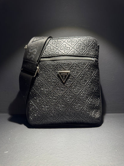 Guess 4G Messenger Bag Black Τσαντάκι Μαύρο