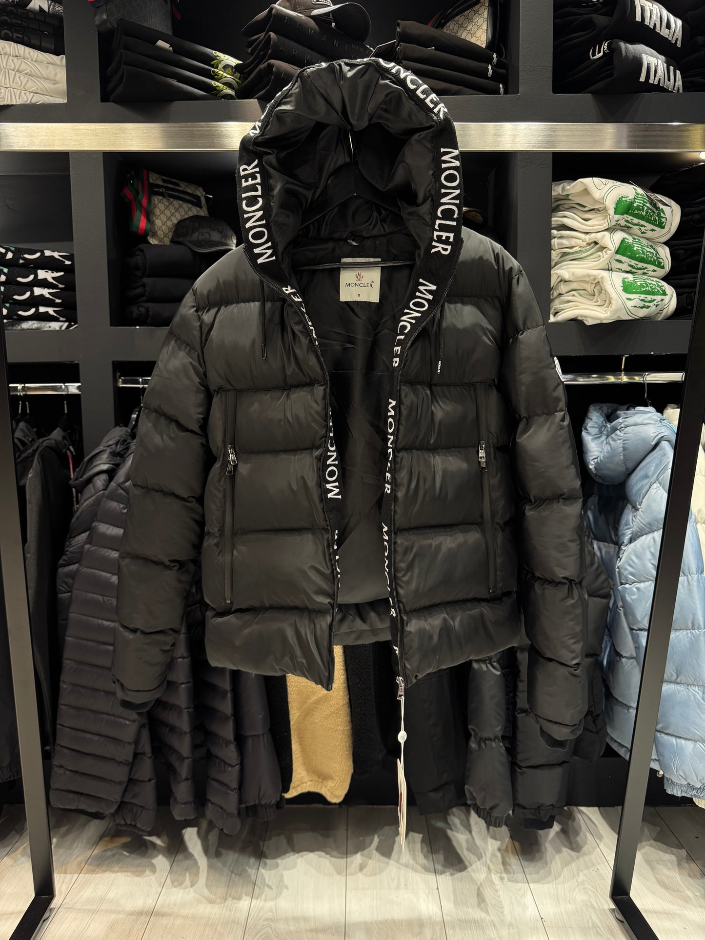 Moncler Black Short Down Jacket / Μπουφάν Μαύρο