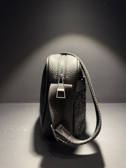 Tommy Hilfiger Big Messenger Bag Black Τσάντακι Μαύρο