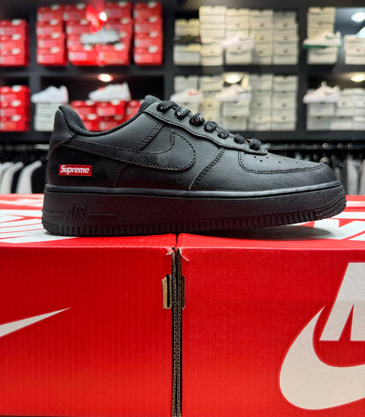 Air Force 1 x Supreme Black