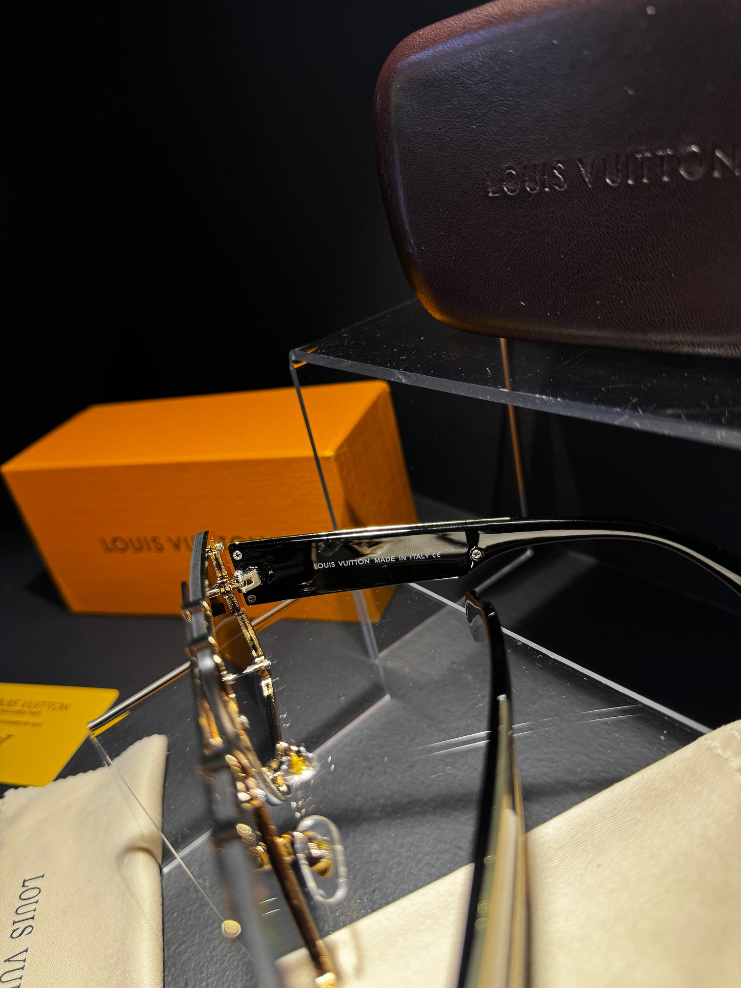 Louis Vuitton Sunglasses Black x Gold/Μαύρο x Χρυσό