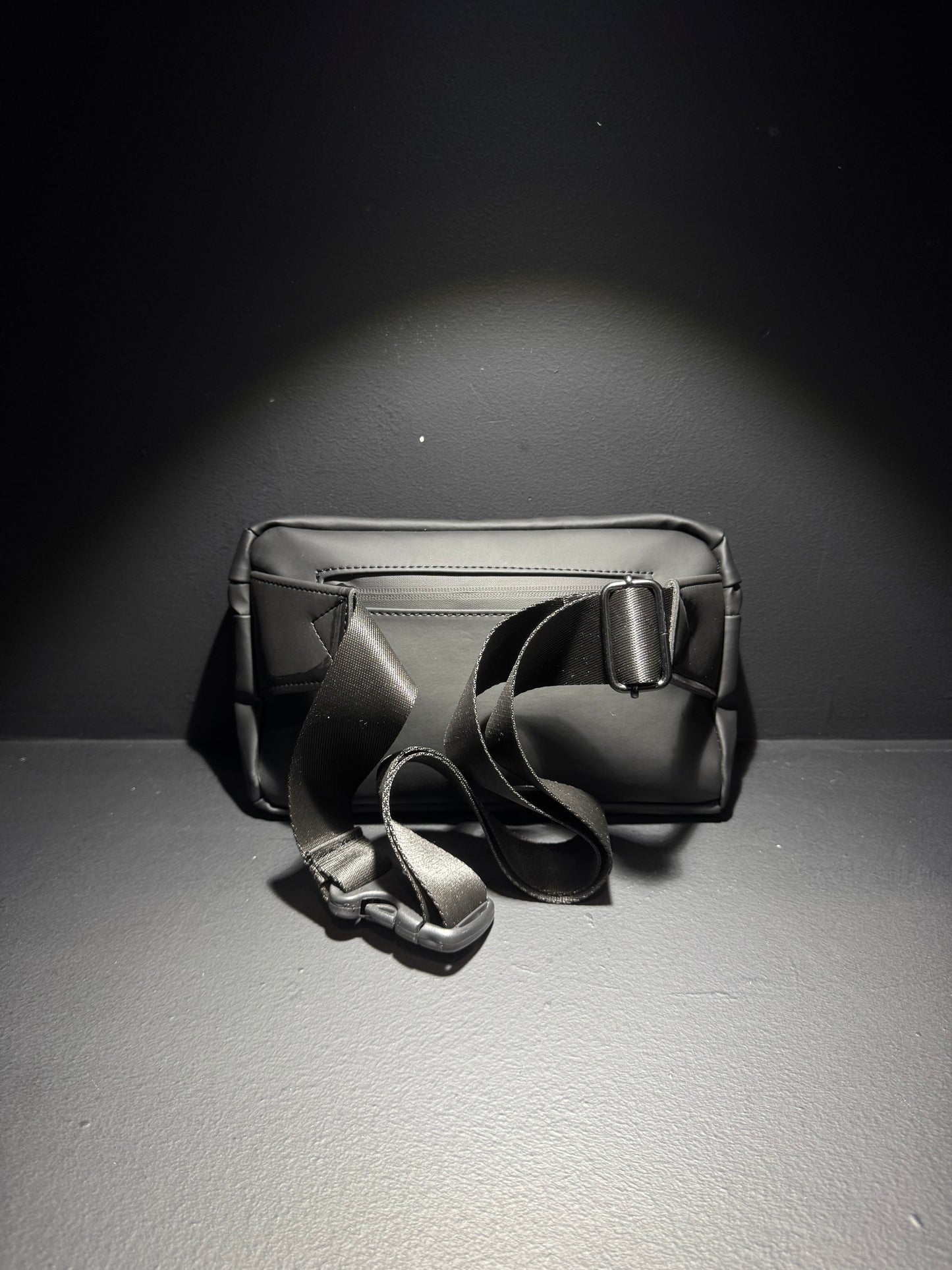 Lacoste Leather Messenger Bag Black / Τσαντάκι Μέσης Μαύρο