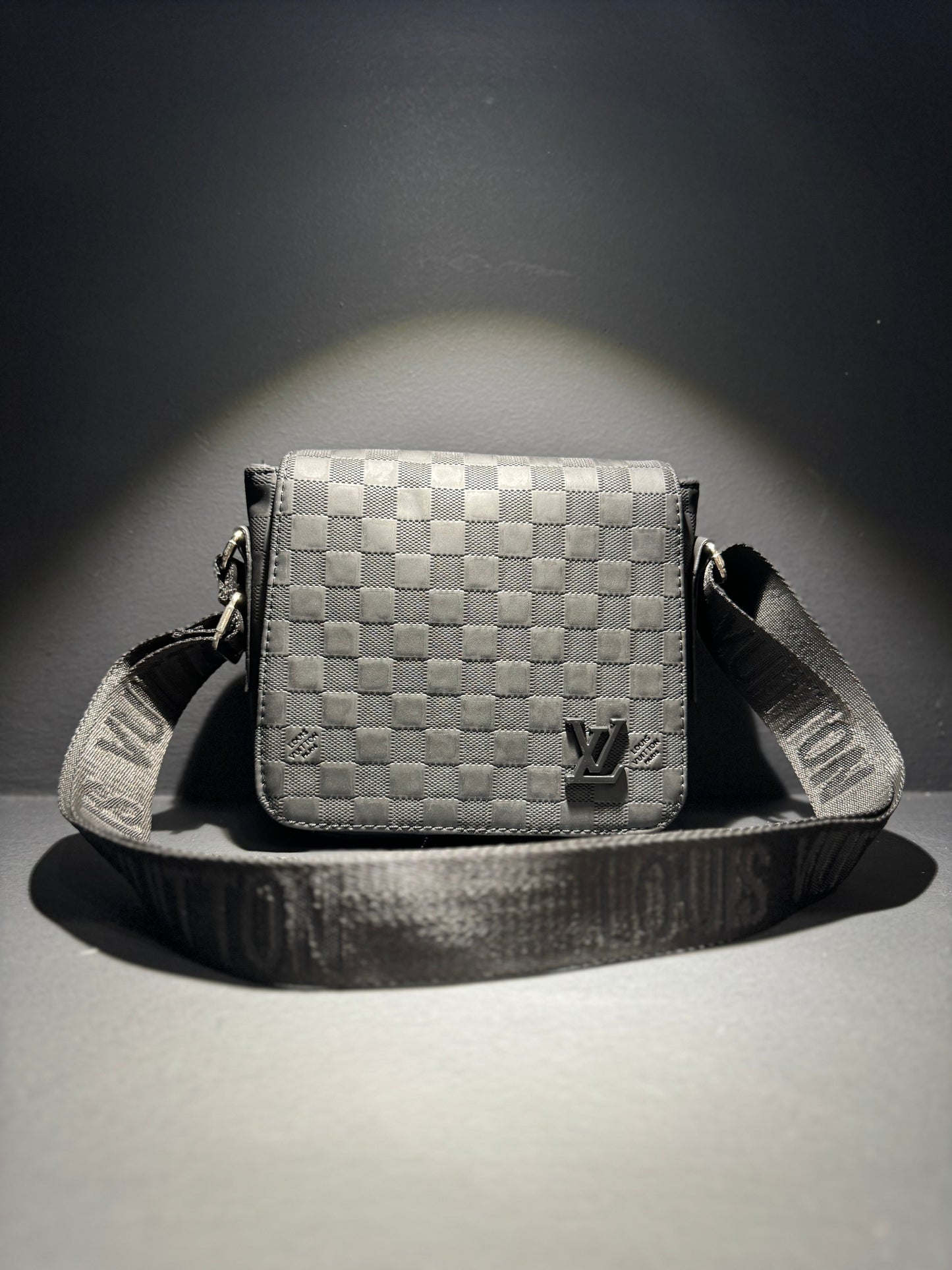 Louis Vuitton Damier Μαύρο