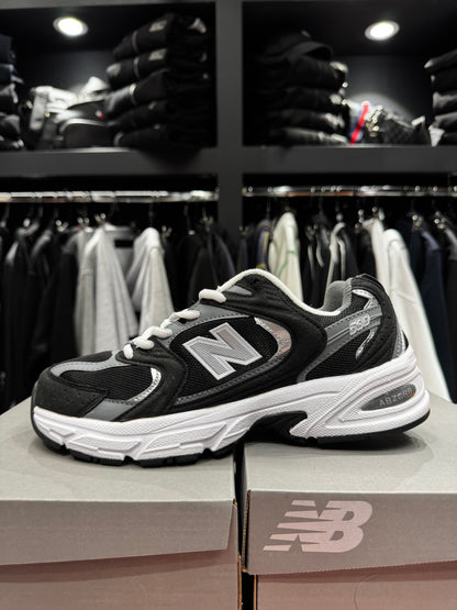 New Balance 530 Black/White Unisex
