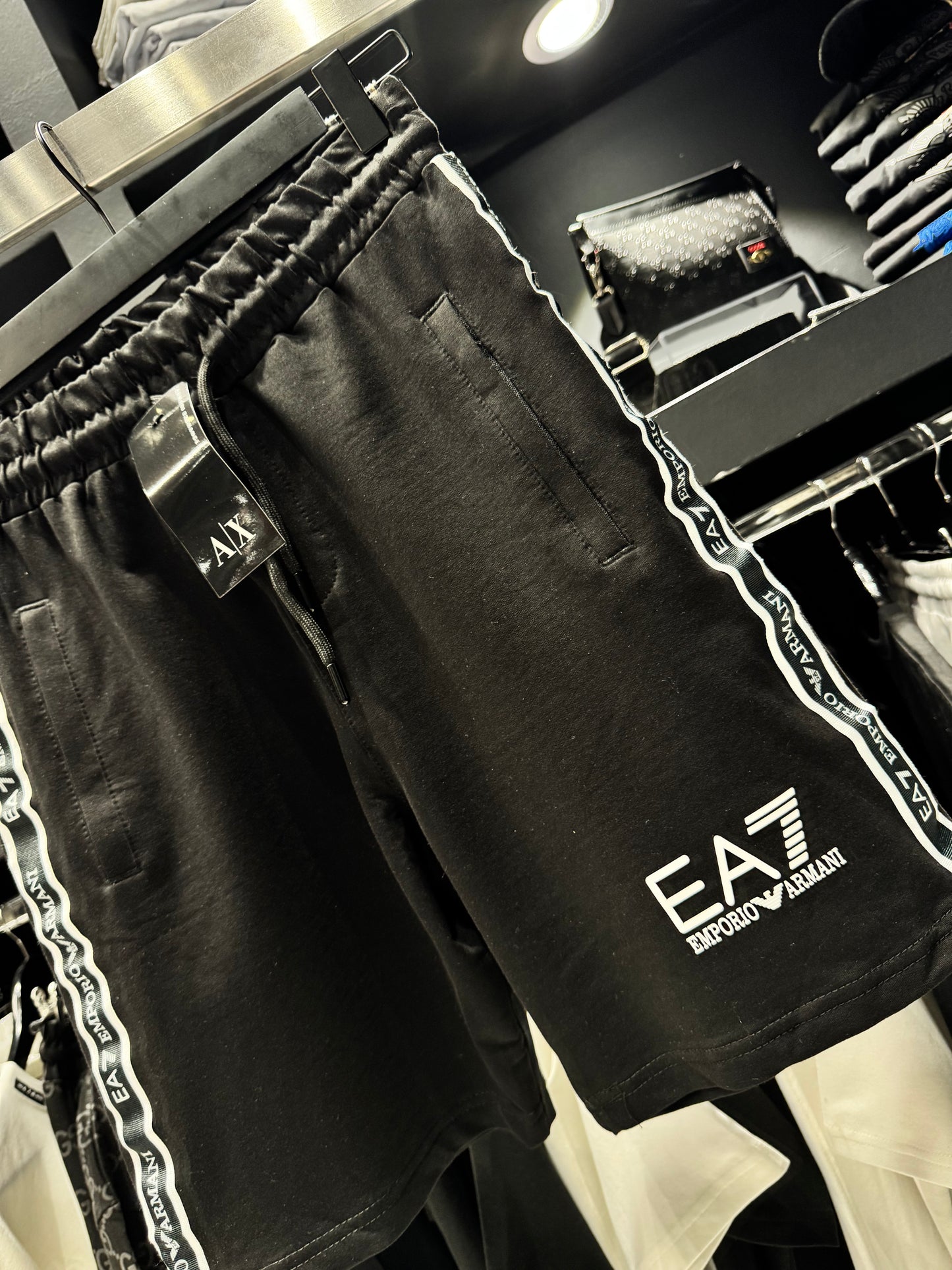 Emporio Armani EA7 Shorts Black/Μαύρο