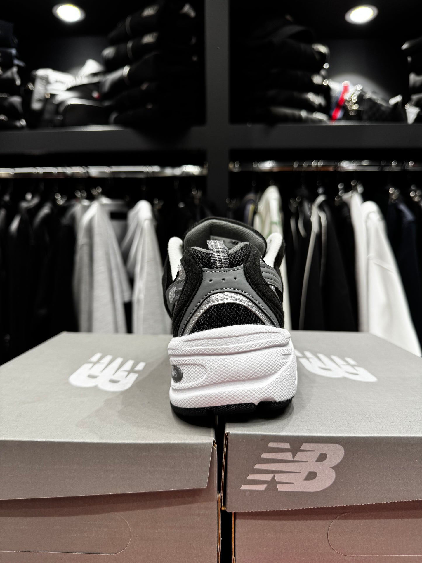 New Balance 530 Black/White Unisex