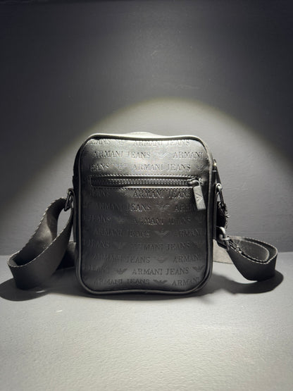 Emporio Armani Leather Messenger Bag Black Τσαντάκι Μαύρο