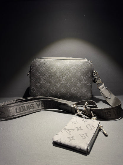 Louis Vuitton Trio Messenger Bag Black x Grey Τσαντάκι Μαύρο x Γκρι