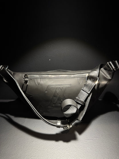 Louis Vuitton Leather Messenger Bag Black / Τσαντάκι Μέσης Μαύρο