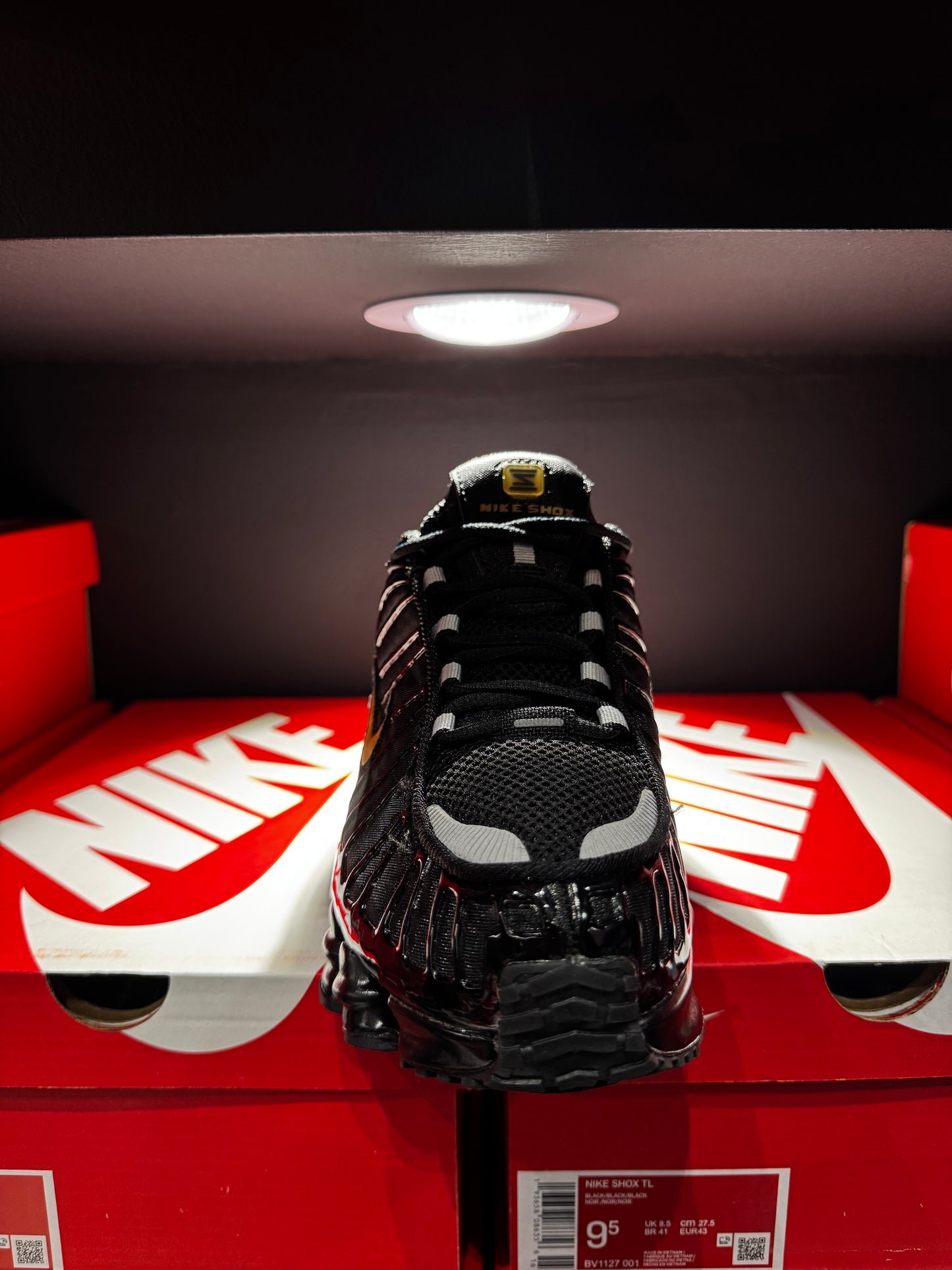 Nike Shox TL Black/Gold