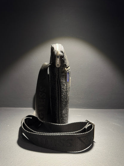 Guess 4G Messenger Bag Black Τσαντάκι Μαύρο