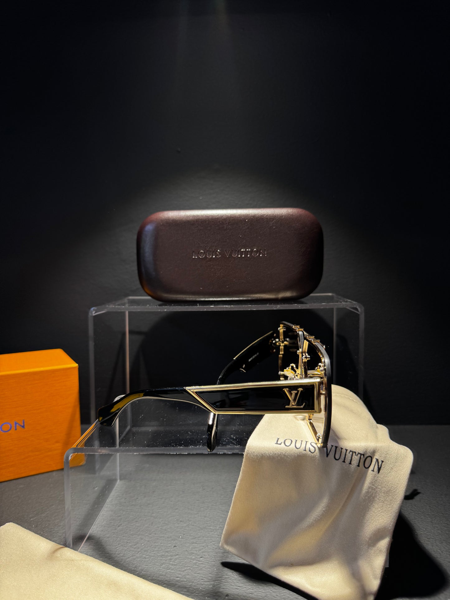 Louis Vuitton Sunglasses Black x Gold/Μαύρο x Χρυσό