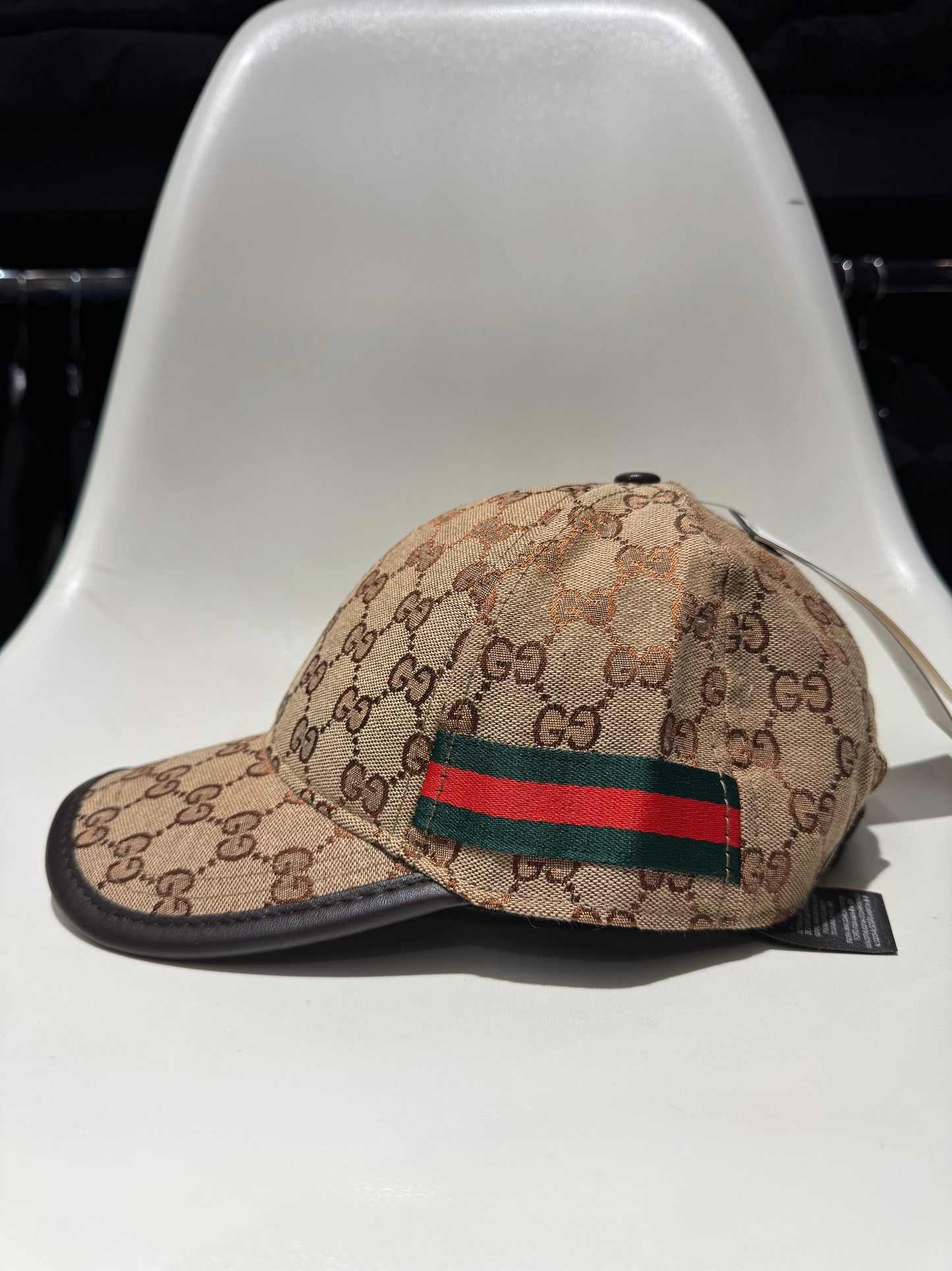 Gucci Round Leather Cap Brown / Καπέλο Καφέ