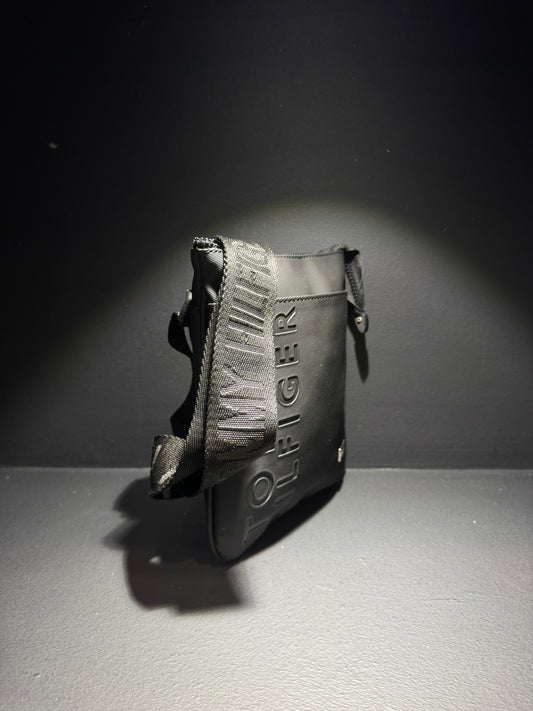 Tommy Hilfiger Bag Black / Τσαντάκι Μαύρο